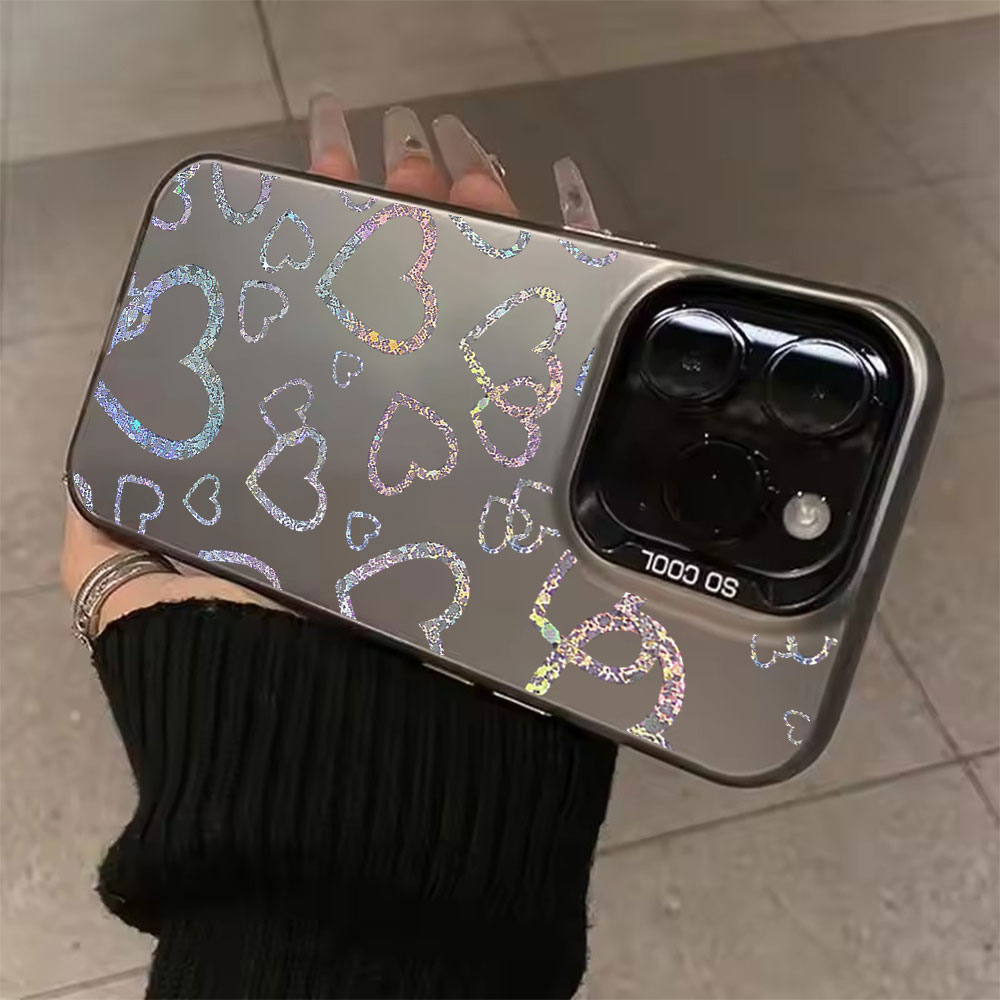 Kolorowe etui z nadrukiem serc – Apple Iphone 15 recenzja i cena